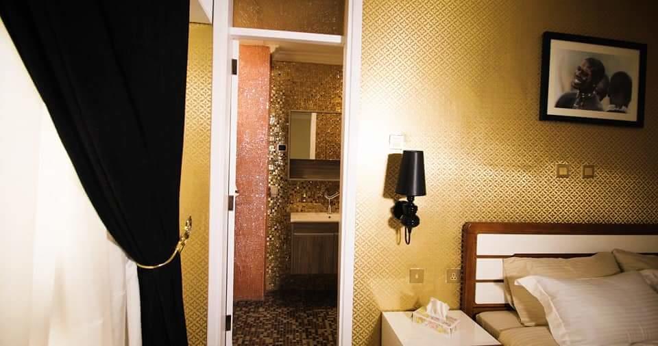 ホテルGolden Bed Addis エクステリア 写真